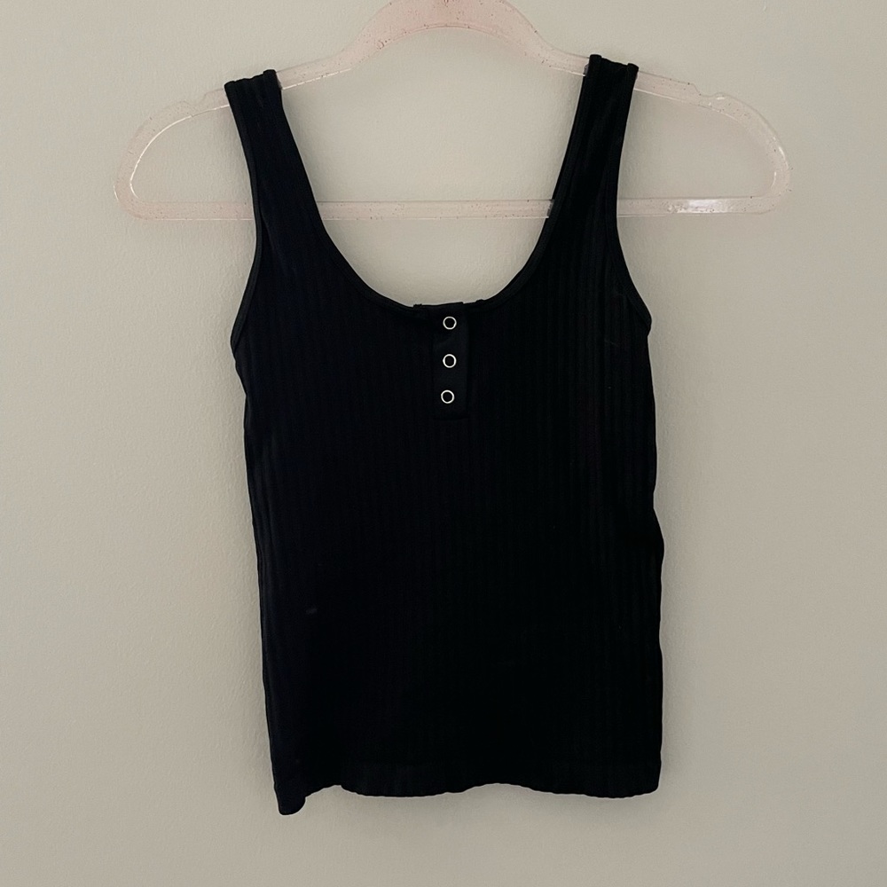 Black Tank